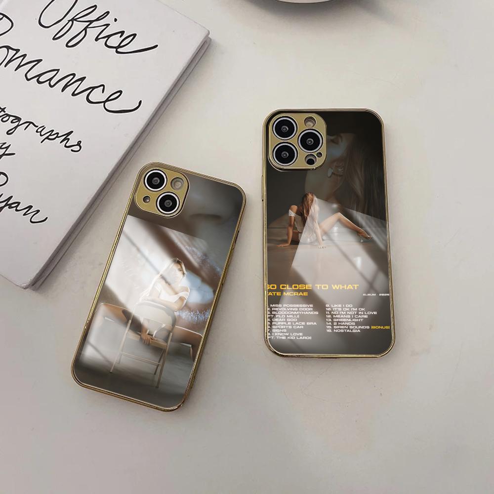 Singer T-Tate McRae Phone Case - đánh giá và giá Apple Iphone 16